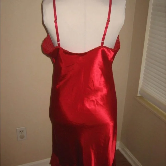 Sexy Sleepwear - Cabernet - Picture 4 of 6